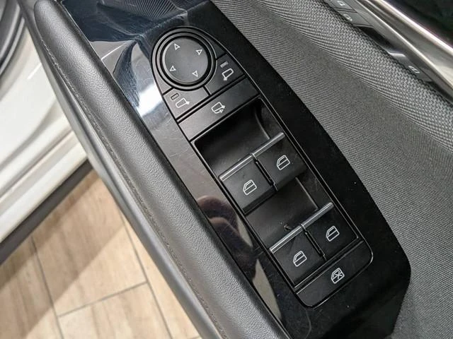 Mazda MAZDA3 50