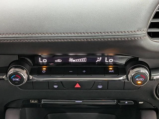 Mazda MAZDA3 35