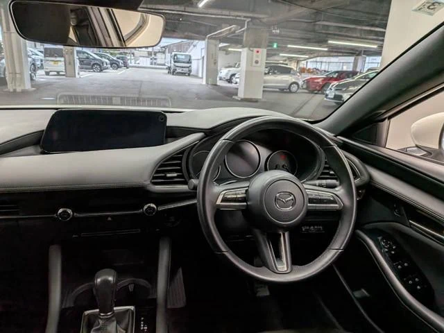 Mazda MAZDA3 22