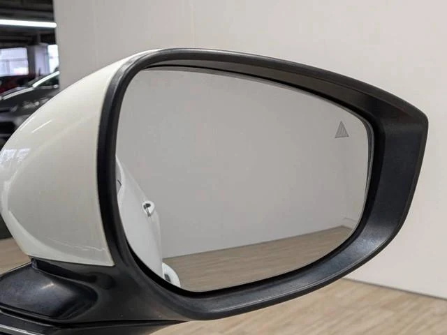 Mazda MAZDA3 43