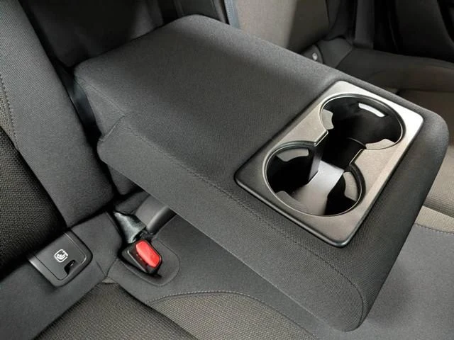 Mazda MAZDA3 51
