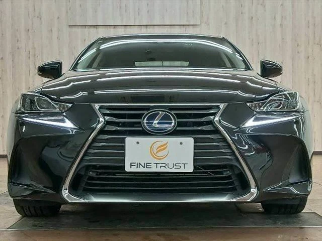 Lexus IS 12
