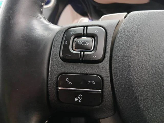 Lexus IS 37