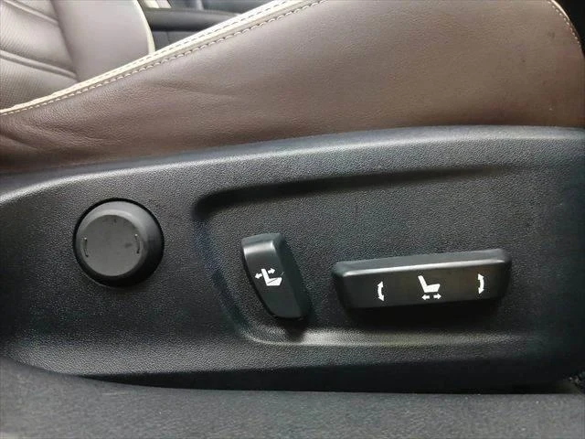 Lexus IS 32