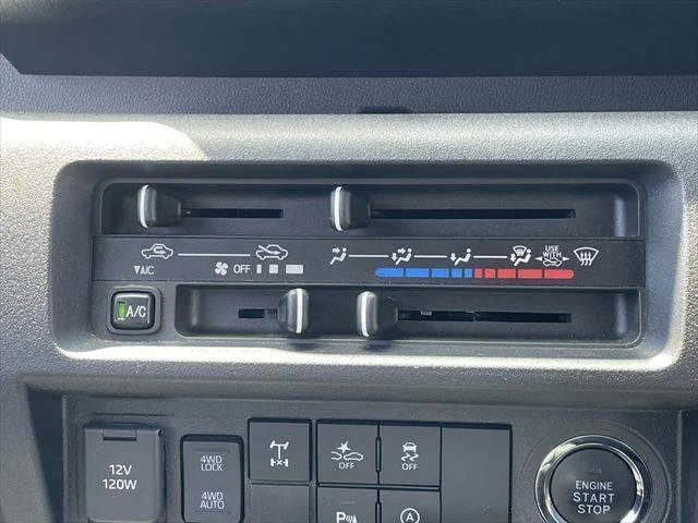 Daihatsu HIJET 33