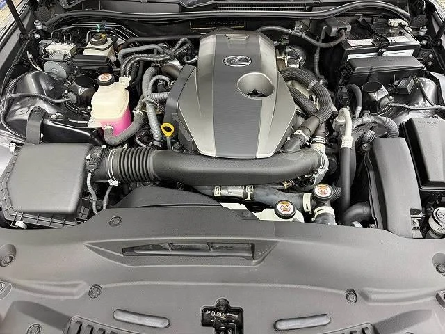 Lexus IS 14