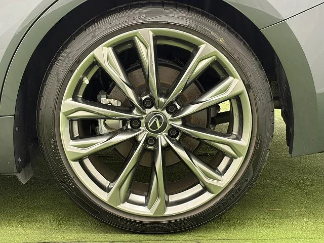 Lexus IS 23