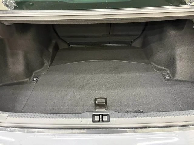 Lexus IS 13
