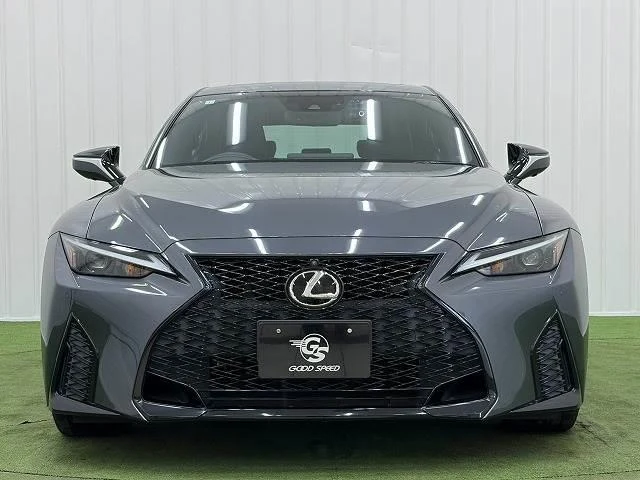 Lexus IS 15