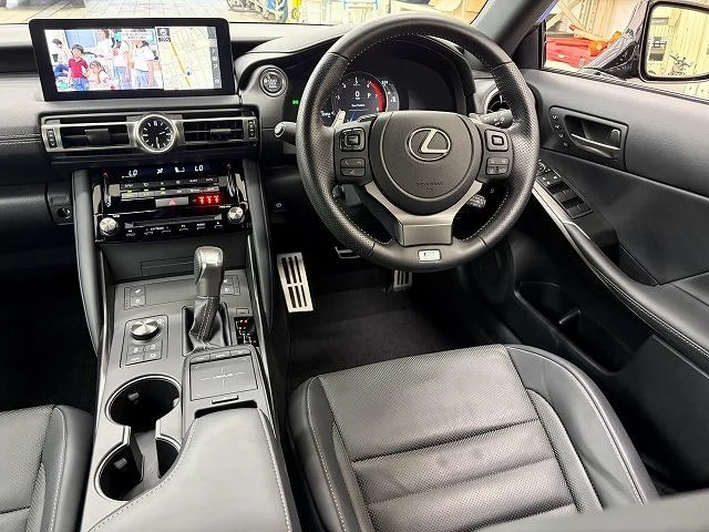 Lexus IS 33