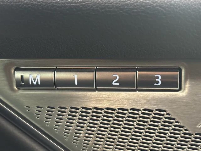 Jaguar F-PACE 42