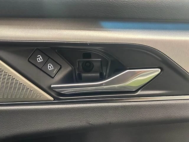Jaguar F-PACE 40