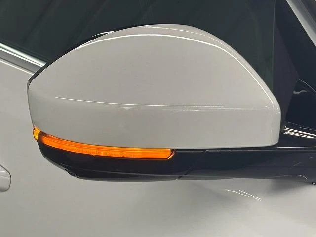 Jaguar F-PACE 71