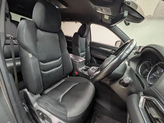 Mazda CX-8 33