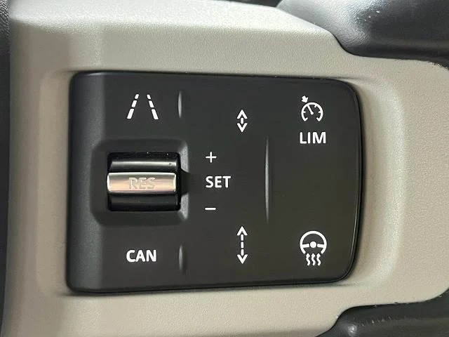 Land Rover DEFENDER 4