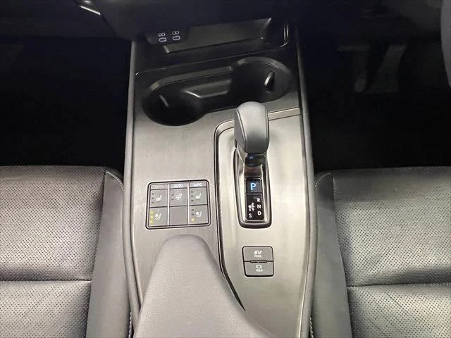 Lexus UX 35