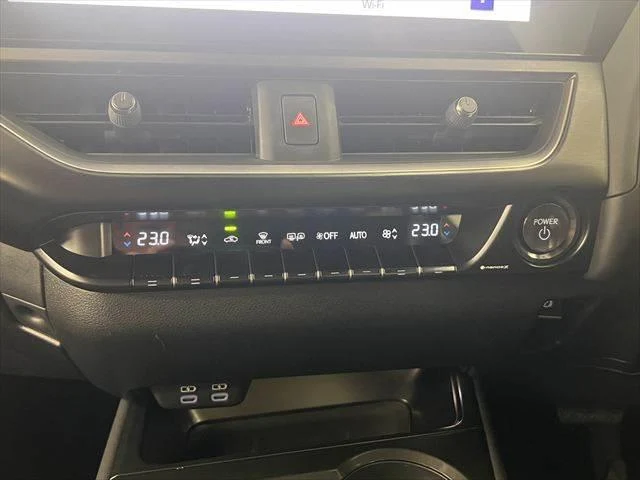 Lexus UX 34