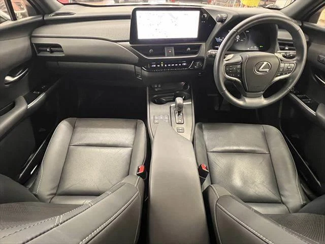 Lexus UX 2