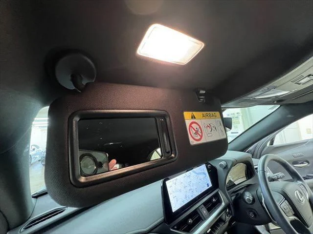 Lexus UX 49