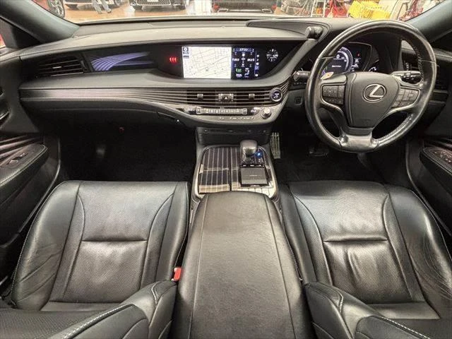 Lexus LS 2