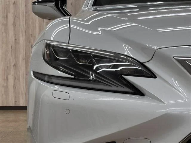Lexus LS 20