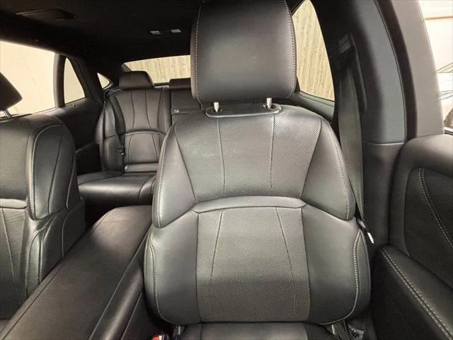 Lexus LS 56