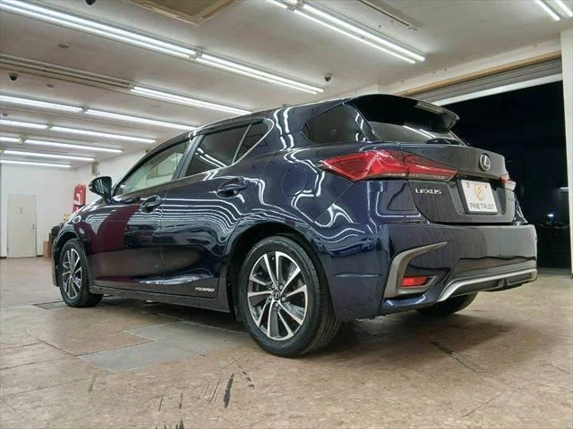 Lexus CT 14