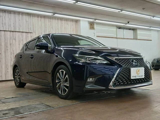 Lexus CT 10