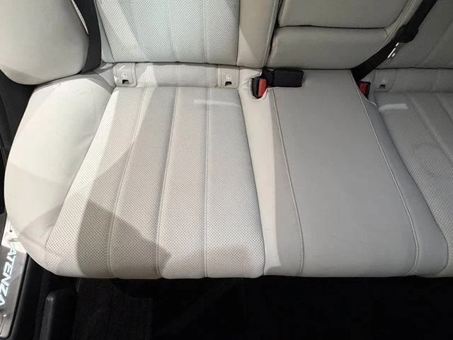 Mazda ATENZA 59