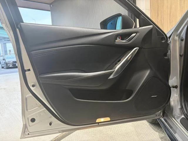 Mazda ATENZA 61