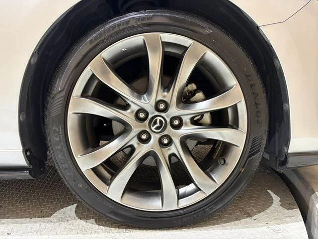 Mazda ATENZA 28
