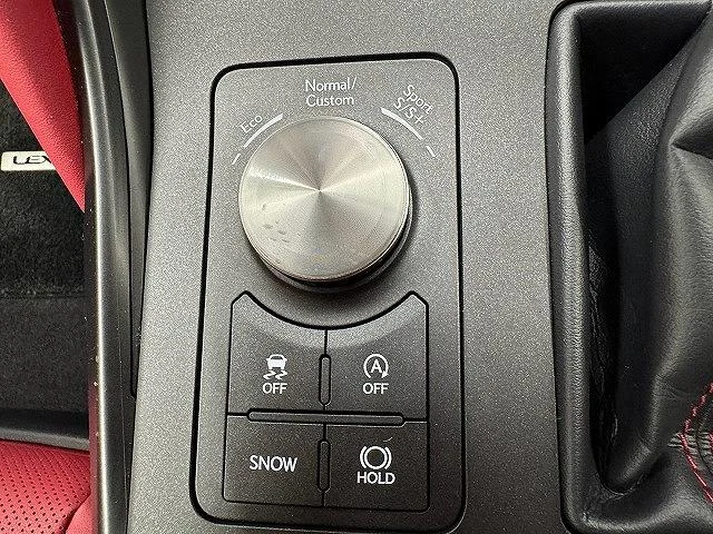 Lexus IS 53
