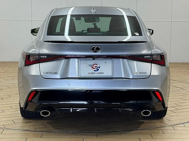 Lexus IS 62