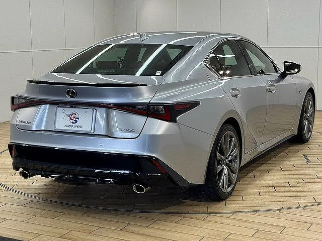 Lexus IS 65