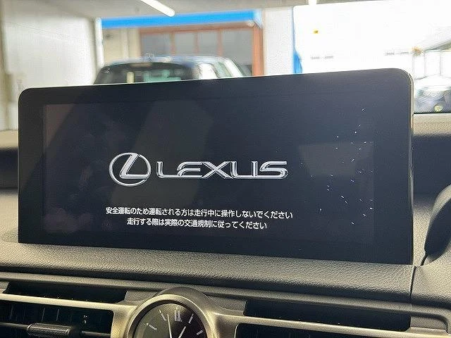Lexus IS 42