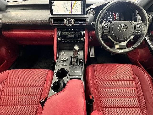 Lexus IS 2